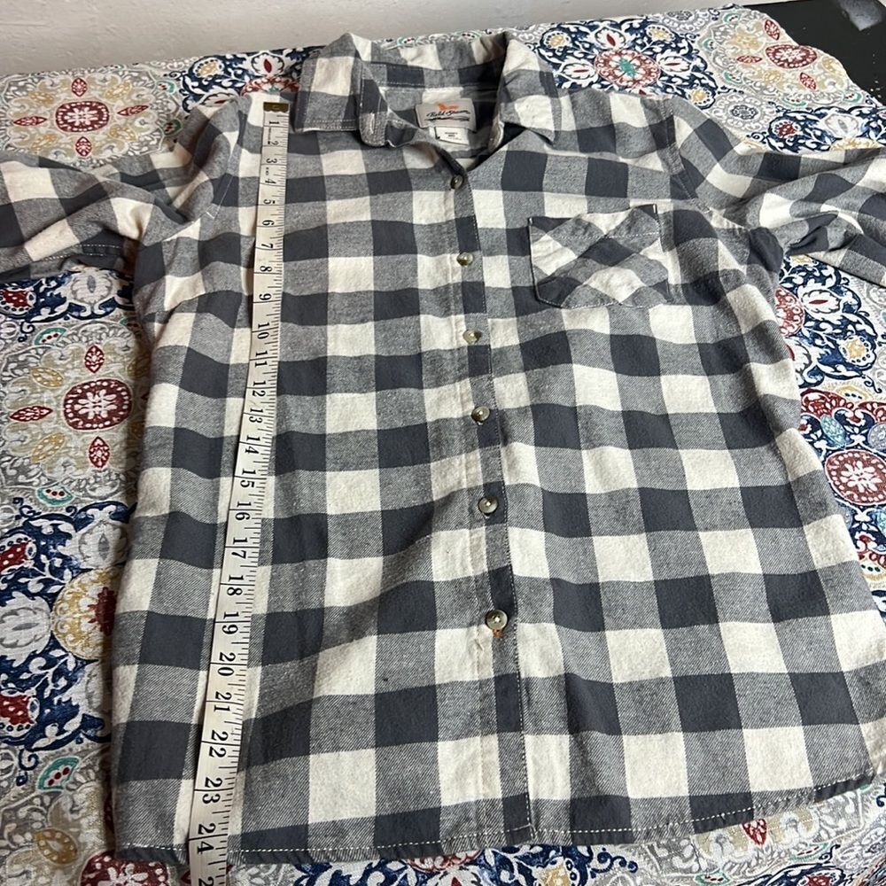 Field & Stream flannel top - Picture 7 of 7